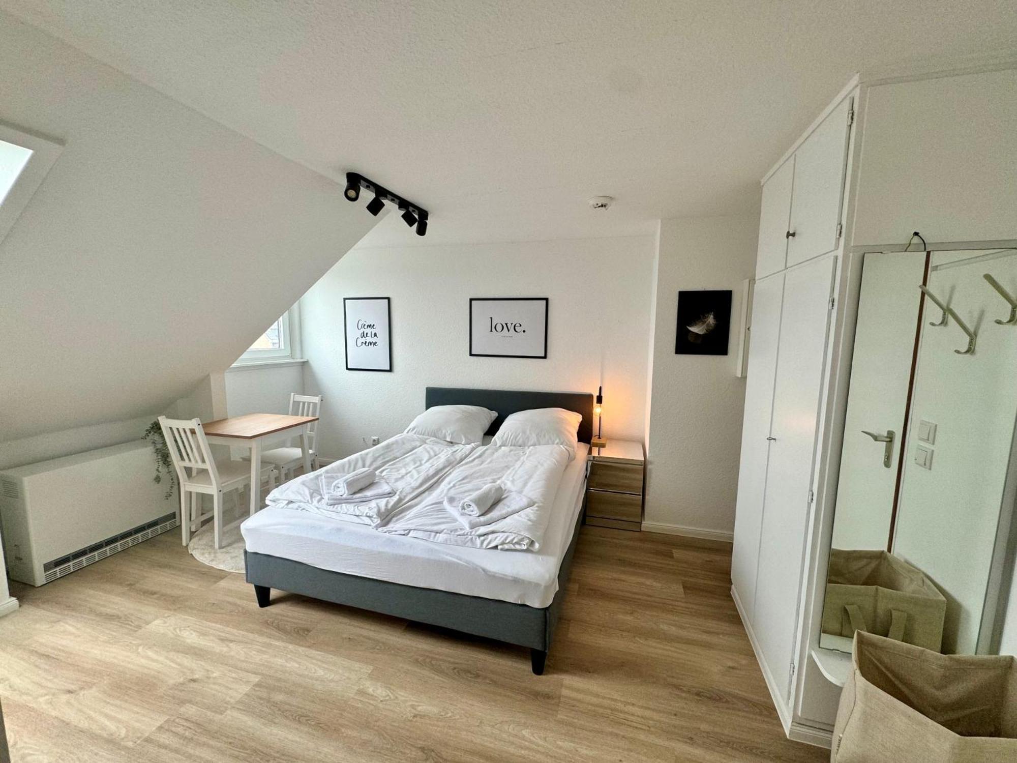 Gina - 200m Vom In Appartement Büsum